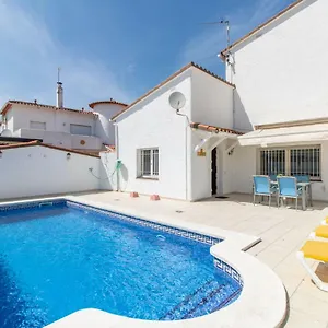  Villa Goldhome - Montseny 11 - Private Heated Pool