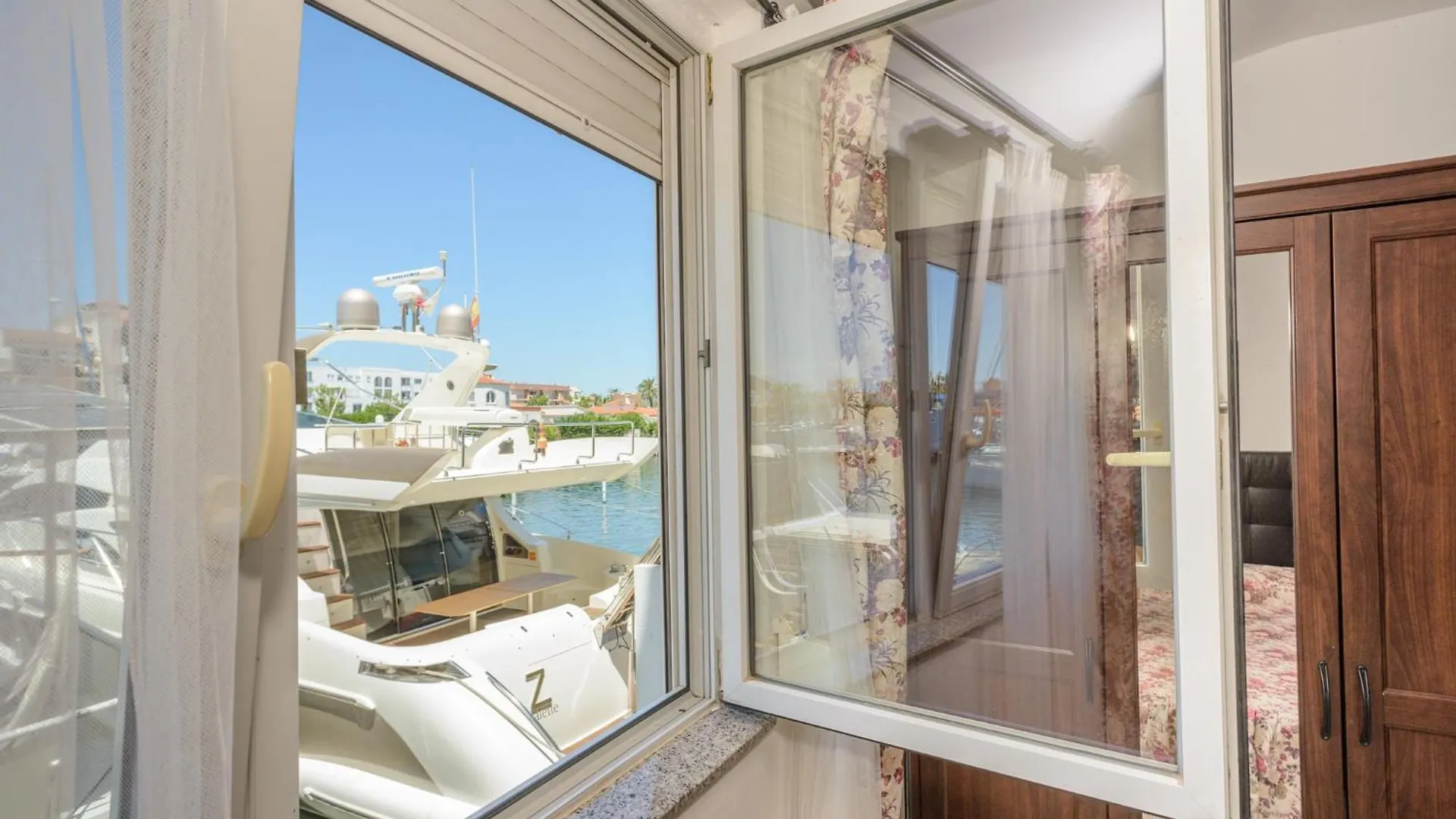 Appartement Port 27 à Empuriabrava